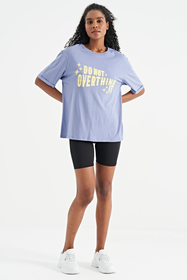 Açık Eflatun Yazı Baskılı Düşük Omuzlu O Yaka Oversize Kadın T-Shirt - 02307