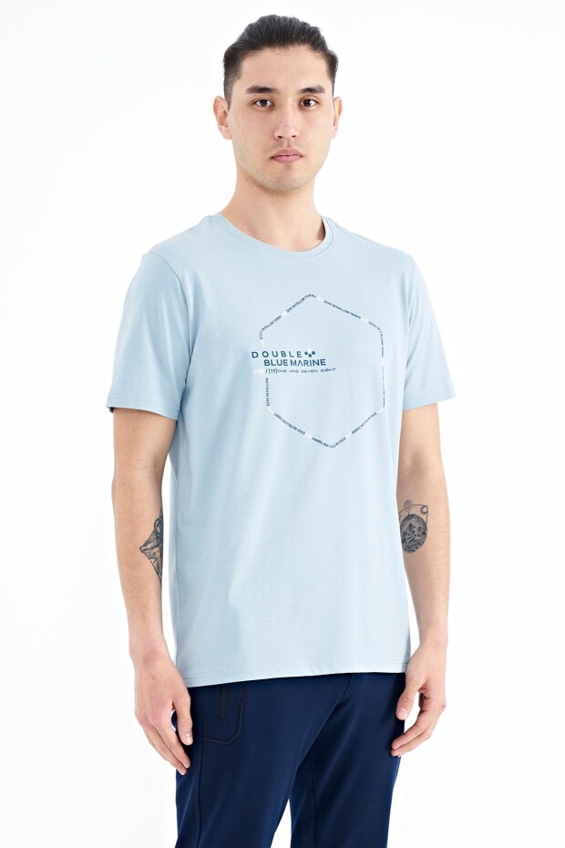 Açık Mavi Yazı Geometri Basklı Standart Kalıp Erkek T-shirt - 88198