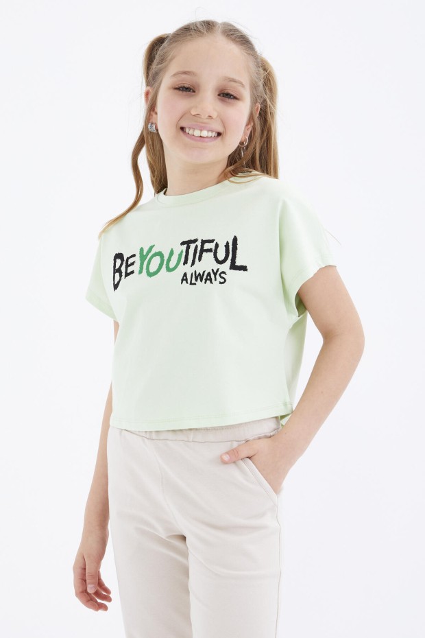 TommyLife - Açık Yeşil Oversize Yazı Baskılı O Yaka Kız Çocuk Crop T-Shirt - 75035