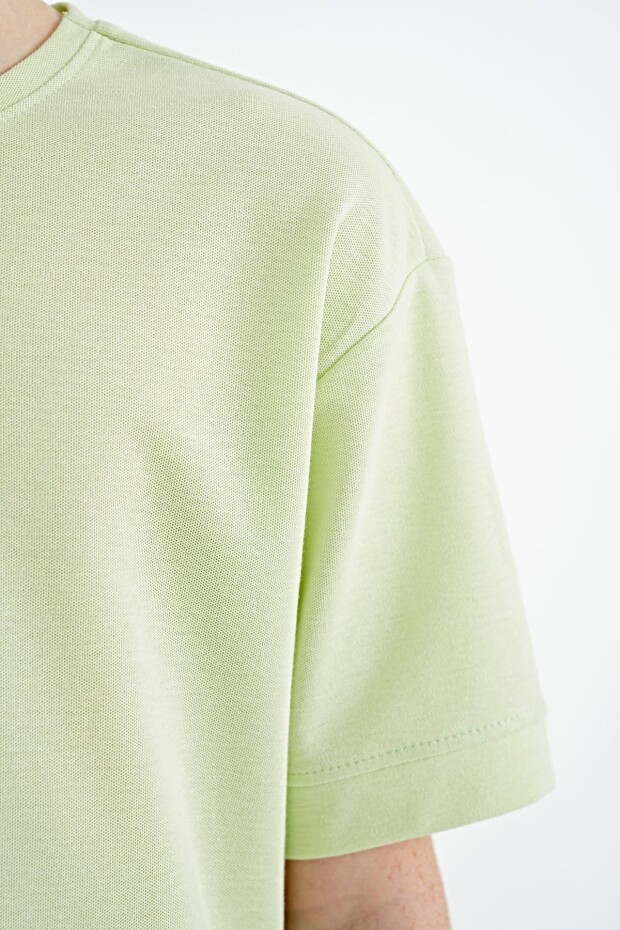 Açık Yeşil Yazı Nakışlı O Yaka Oversize Erkek Çocuk T-Shirt - 11146