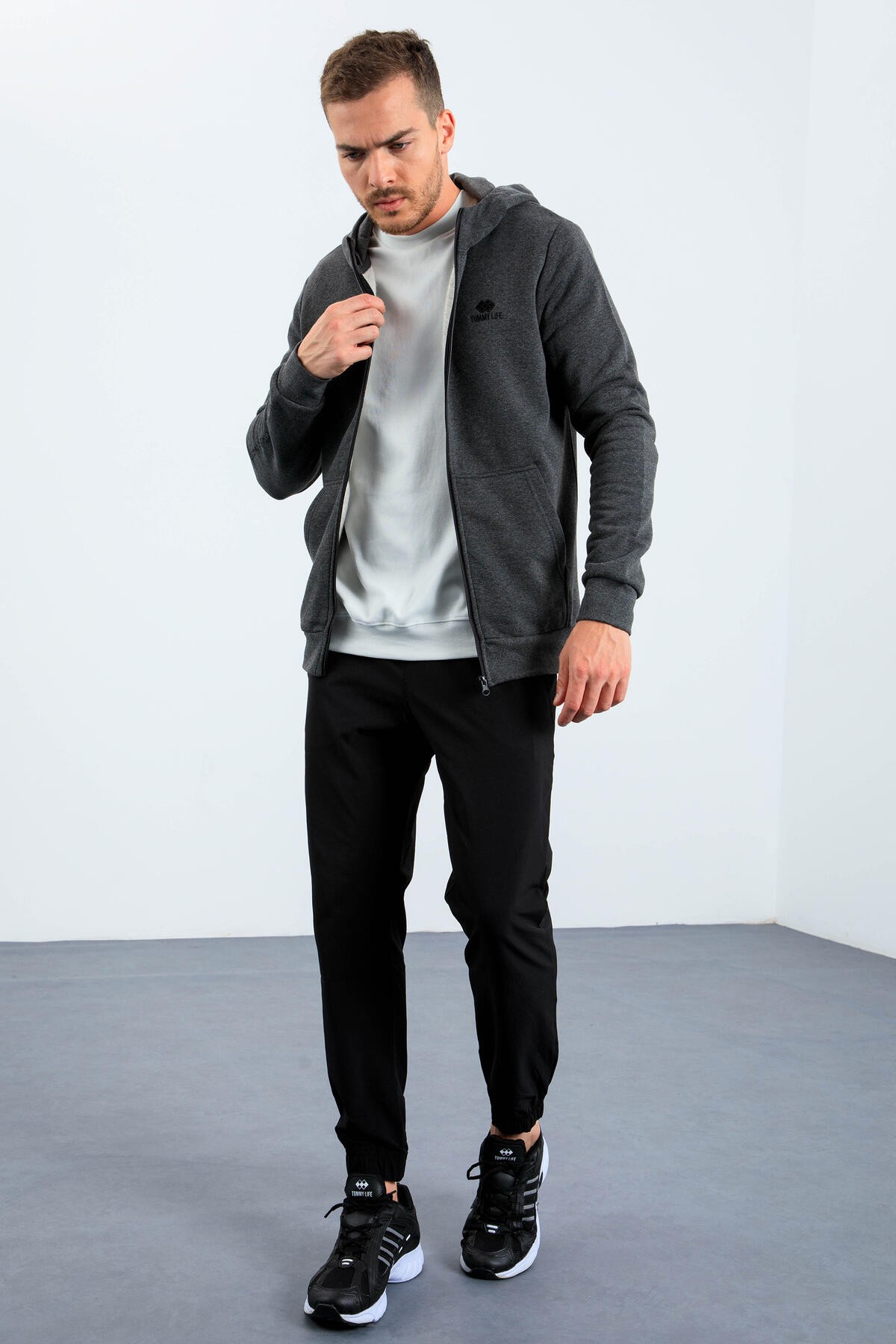 Antrasit Melanj Basic Kapüşonlu Rahat Form Nakış Detaylı Fermuarlı Erkek Sweatshirt - 88035