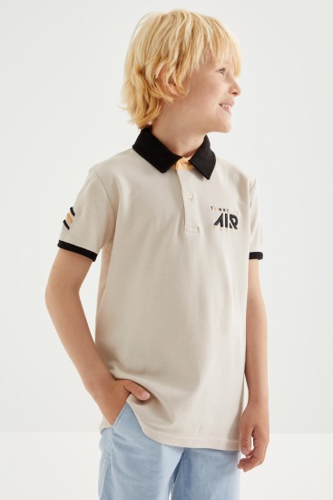 TommyLife - Bej Air Yazılı Standart Kalıp Polo Yaka Erkek Çocuk T-Shirt - 10894