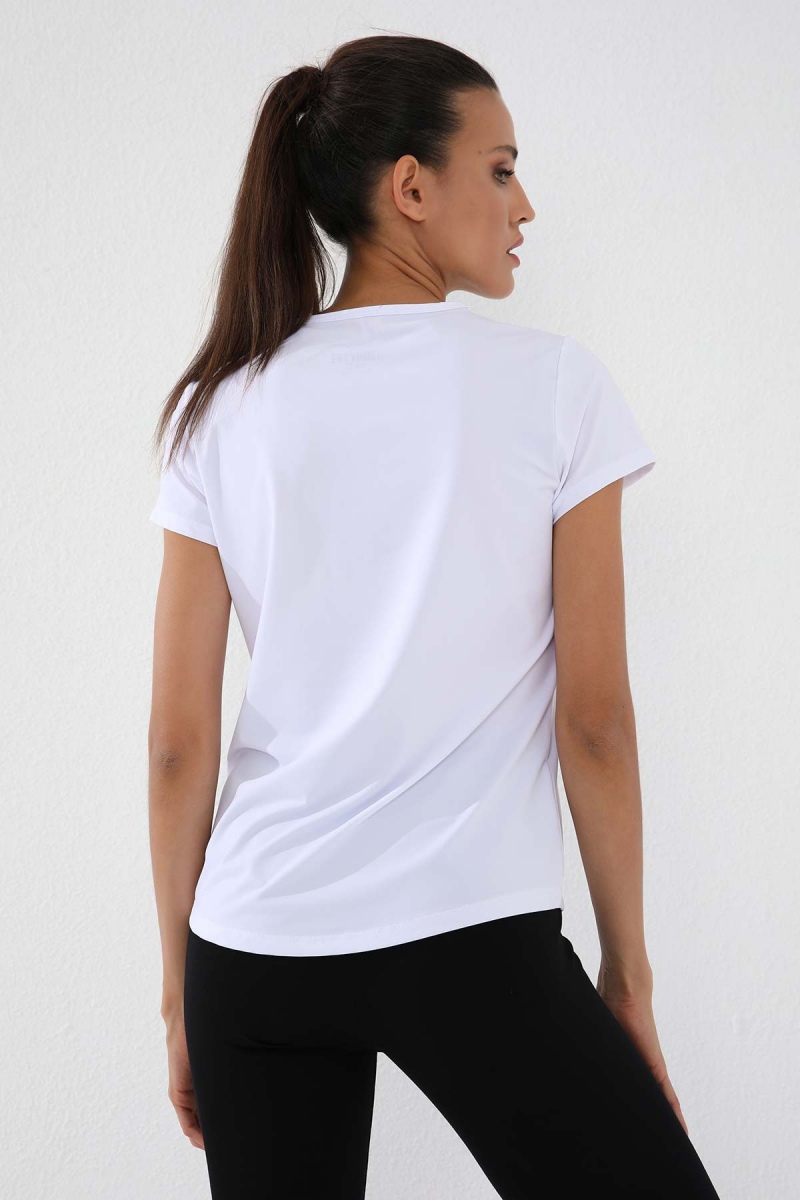 Beyaz Basic Kısa Kol Standart Kalıp O Yaka Kadın T-Shirt - 97144 - Thumbnail