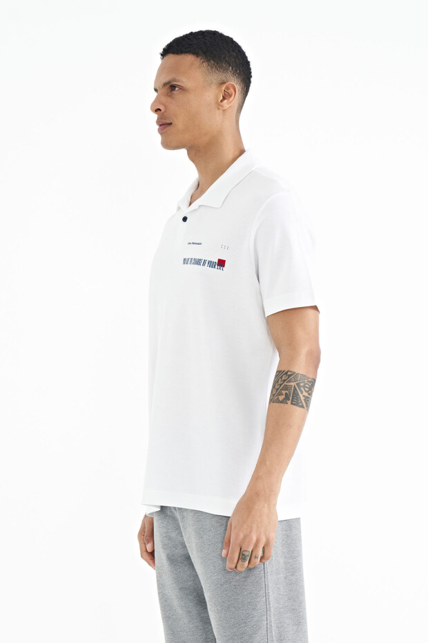 Beyaz Yazı Baskılı Standart Form Polo Yaka Erkek T-shirt - 88236