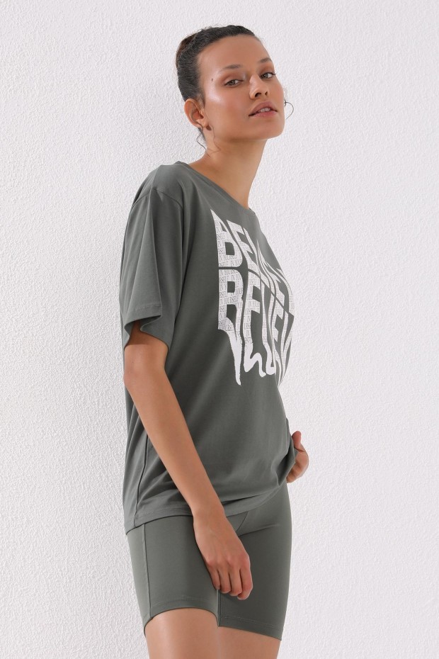 Çağla Deforme Yazı Baskılı O Yaka Oversize Kadın T-Shirt - 97139