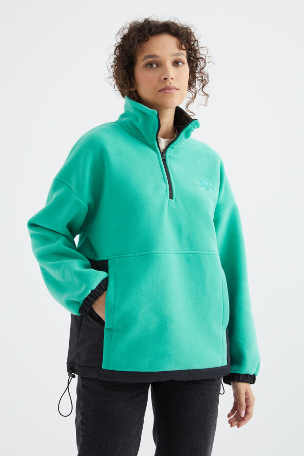 Tommy Life Deniz Yeşili Yarım Fermuar Etek Ucu Büzgülü Dik Yaka Oversize Kadın Polar Sweatshirt - 97236. 5