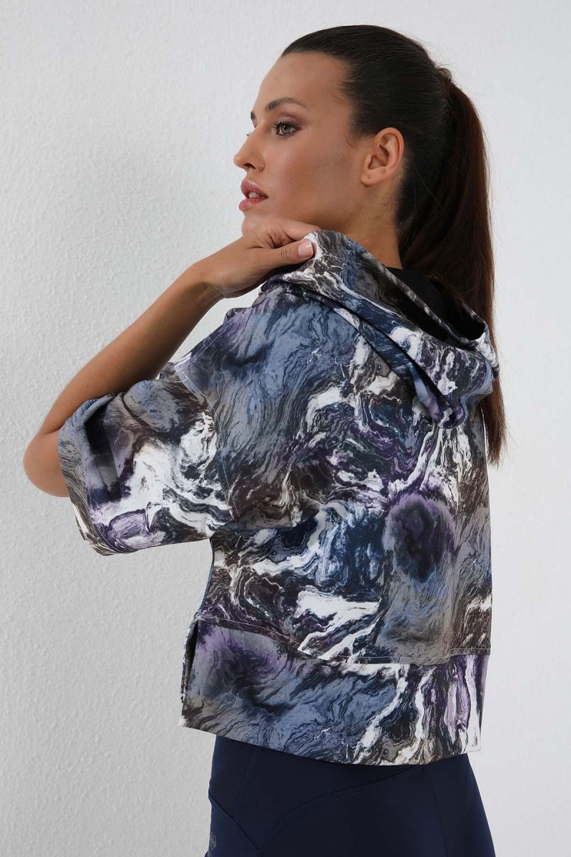 Eflatun Batik Desenli Truvakar Kol Kapüşonlu Kadın Oversize Crop Top Sweatshirt - 97141
