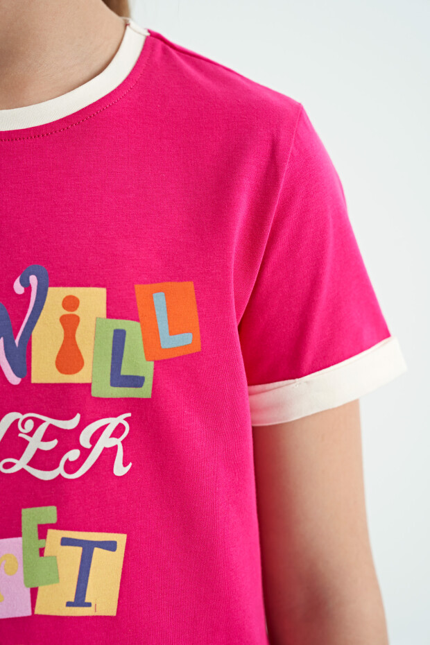Fuşya Renkli Yazı Detaylı O Yaka Rahat Form Kız Çocuk T-Shirt - 75109