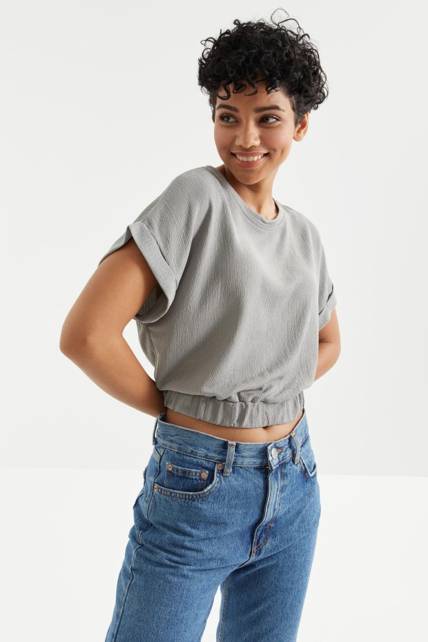 Tommy Life Gri Basic O Yaka Beli Lastikli Bürümcük Kumaş Kadın Crop Top T-Shirt - 97227. 1 Tommy Life Gri Basic O Yaka Beli Lastikli Bürümcük Kumaş Kadın Crop Top T-Shirt - 97227. 1