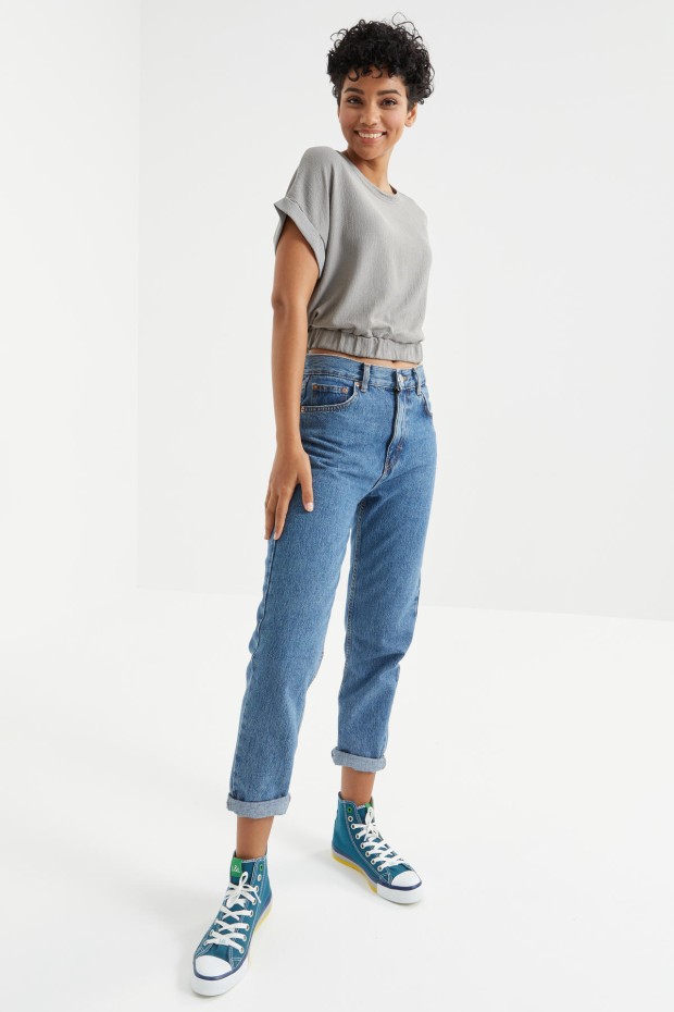 Tommy Life Gri Basic O Yaka Beli Lastikli Bürümcük Kumaş Kadın Crop Top T-Shirt - 97227. 8 Tommy Life Gri Basic O Yaka Beli Lastikli Bürümcük Kumaş Kadın Crop Top T-Shirt - 97227. 8