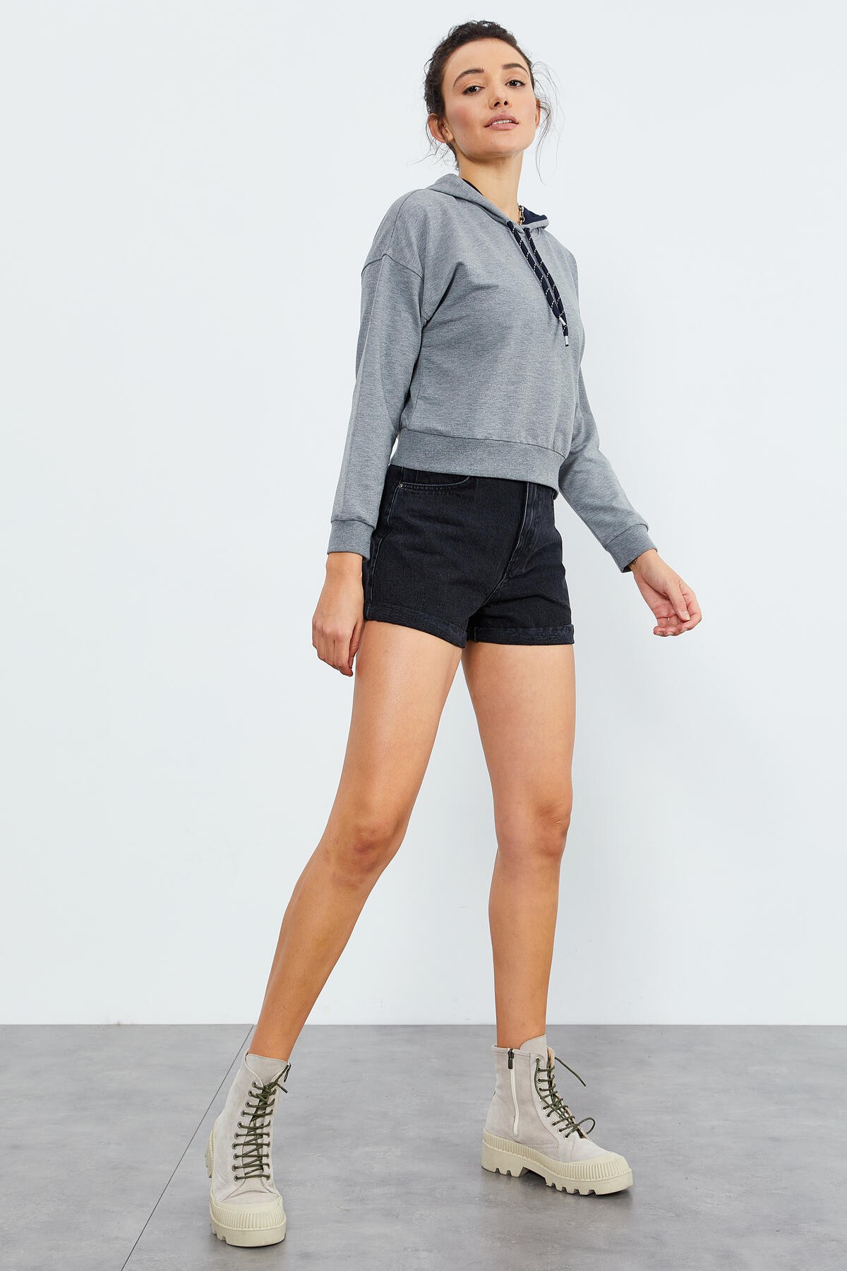 Gri Melanj Uzun Kol Rahat Form Kapüşonlu Kadın Sweatshirt - 97115