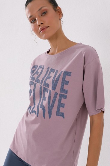 Gül Kurusu Deforme Yazı Baskılı O Yaka Oversize Kadın T-Shirt - 97139 - Thumbnail