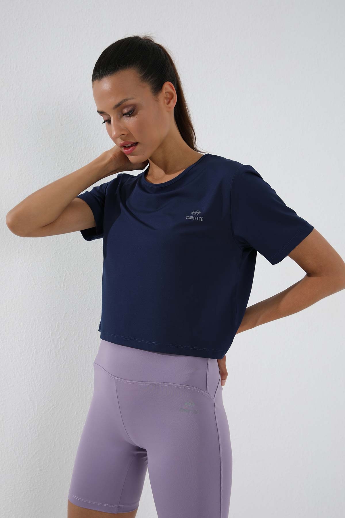 İndigo Basic Kısa Kol Standart Kalıp O Yaka Kadın Crop Top T-Shirt - 97143