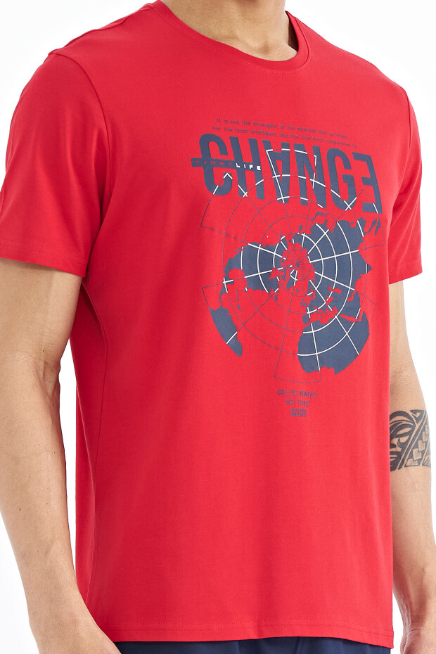 Kırmızı Baskı Detaylı O Yaka Standart Kalıp Erkek T-Shirt - 88214