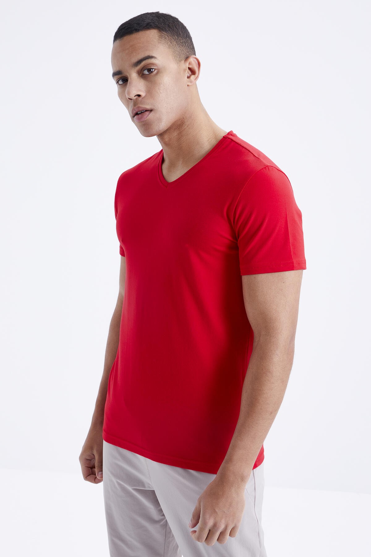 TommyLife - Kırmızı Basic Kısa Kol Standart Kalıp V Yaka Erkek T-Shirt - 87912