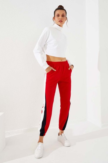 Kırmızı İki Renk Şeritli Rahat Form Lastik Paça Kadın Eşofman Alt - 94582 - Thumbnail