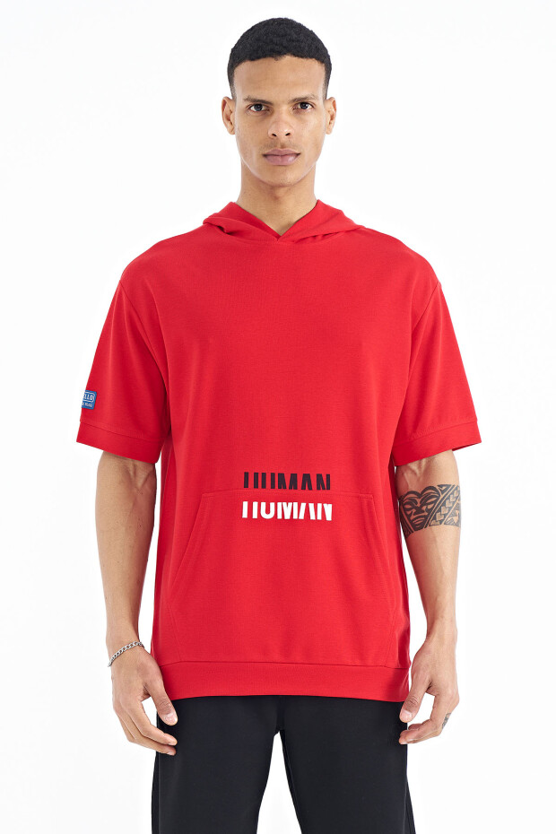 Kırmızı Kanguru Cepli Yazı Nakışlı Kapüşonlu Erkek T-Shirt - 88195