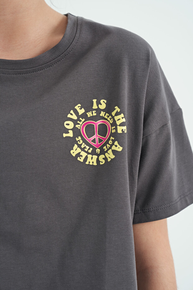 Koyu Gri Ön Arka Baskılı O Yaka Düşük Omuz Oversize Kısa Kollu Kız Çocuk T-Shirt - 75126