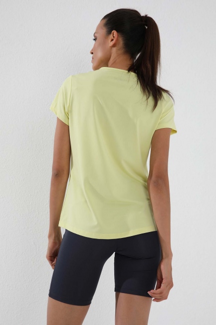 Limon Basic Kısa Kol Standart Kalıp O Yaka Kadın T-Shirt - 97144 - Thumbnail