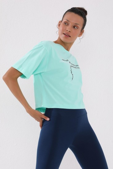 TommyLife - Mint Yeşili Yazı Baskılı Kısa O Yaka Kadın Oversize T-Shirt - 97135