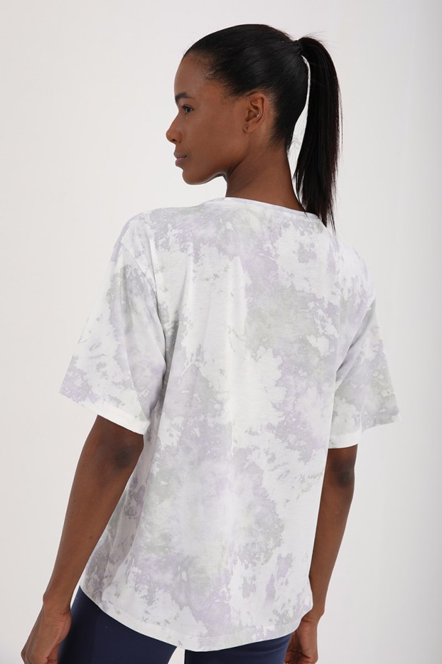 Mor Yazı Baskılı Batik Desenli O Yaka Kadın Oversize T-Shirt - 97126