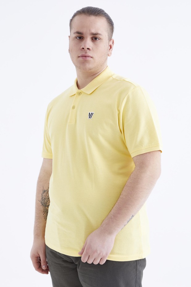 Sarı Basic Göğüs Logolu Standart Kalıp Triko Polo Yaka Erkek T-Shirt - 87768