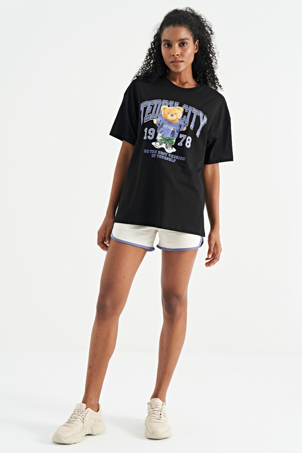 Siyah Ayıcık Baskılı O Yaka Düşük Omuzlu Oversize Kadın T-Shirt - 02182