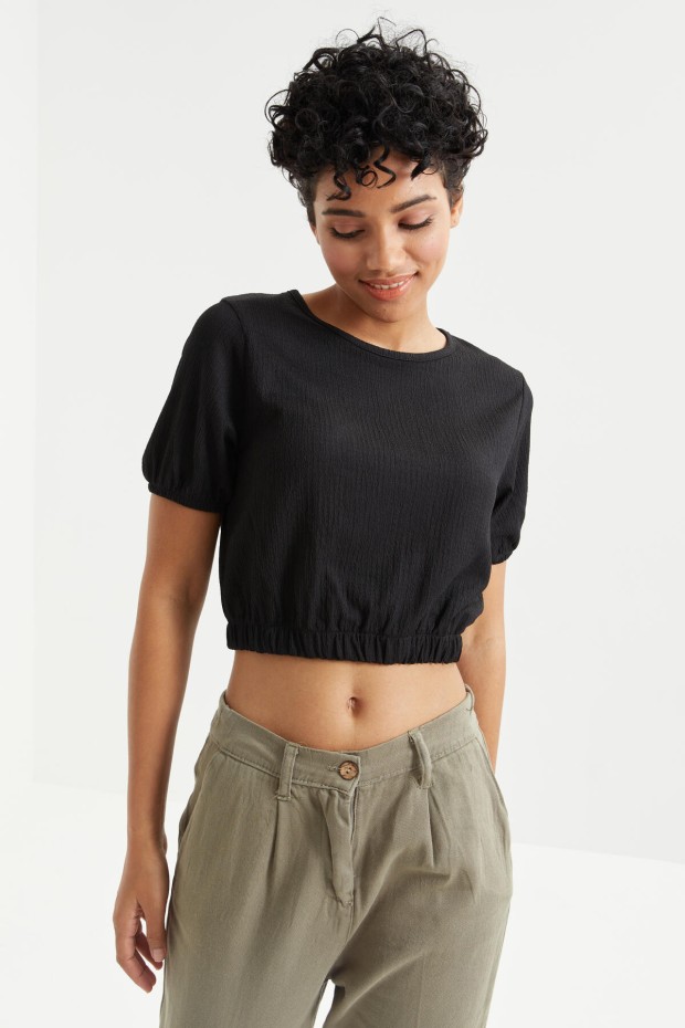 Tommy Life Siyah Balon Kol O Yaka Beli Lastikli Bürümcük Kumaş Kadın Crop Top T-Shirt - 97221. 7 Tommy Life Siyah Balon Kol O Yaka Beli Lastikli Bürümcük Kumaş Kadın Crop Top T-Shirt - 97221. 7