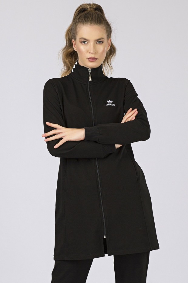 Siyah Dik Yaka Baskılı Standart Kalıp Klasik Paça Kadın Eşofman Tunik Takım - 95209