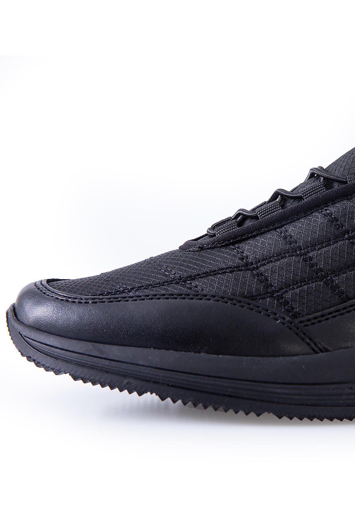 Siyah Bağcıklı Kapitone Suni Deri Detaylı Erkek Spor Ayakkabı - 89096