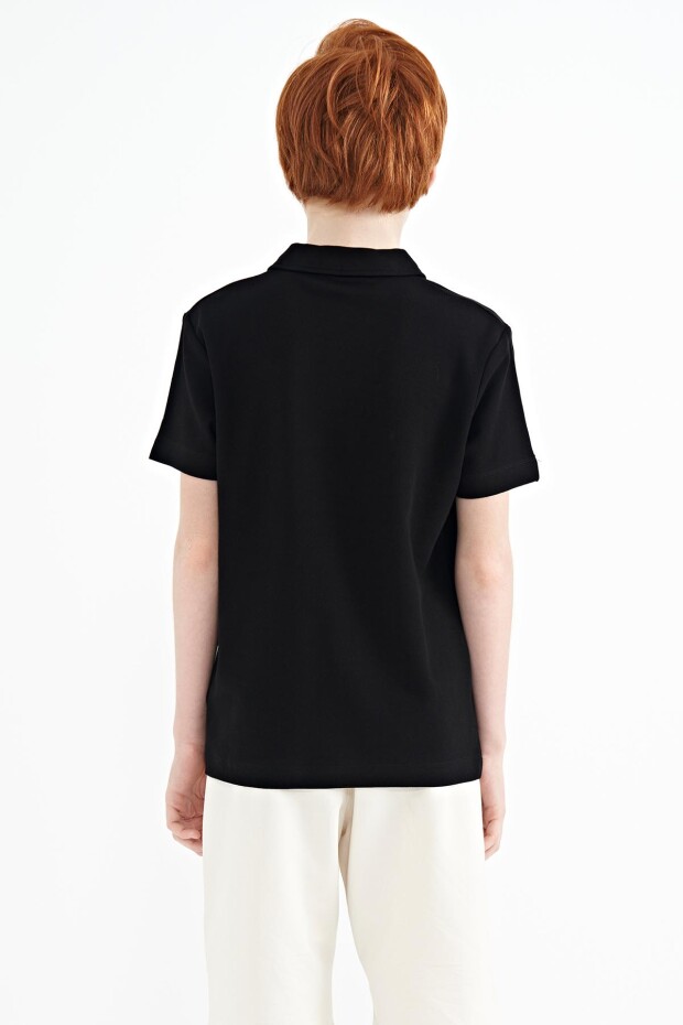 Siyah Minimal Nakış Detaylı Standart Kalıp Polo Yaka Erkek Çocuk T-Shirt - 11084