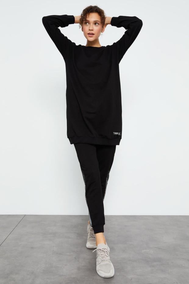 Siyah O Yaka Sim Detaylı Rahat Form Jogger Kadın Eşofman Tunik Takım - 03483