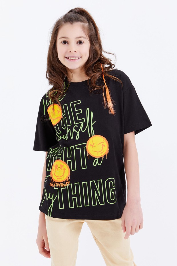 TommyLife - Siyah Oversize Emoji Baskılı O Yaka Düşük Omuz Kız Çocuk T-Shirt - 75042