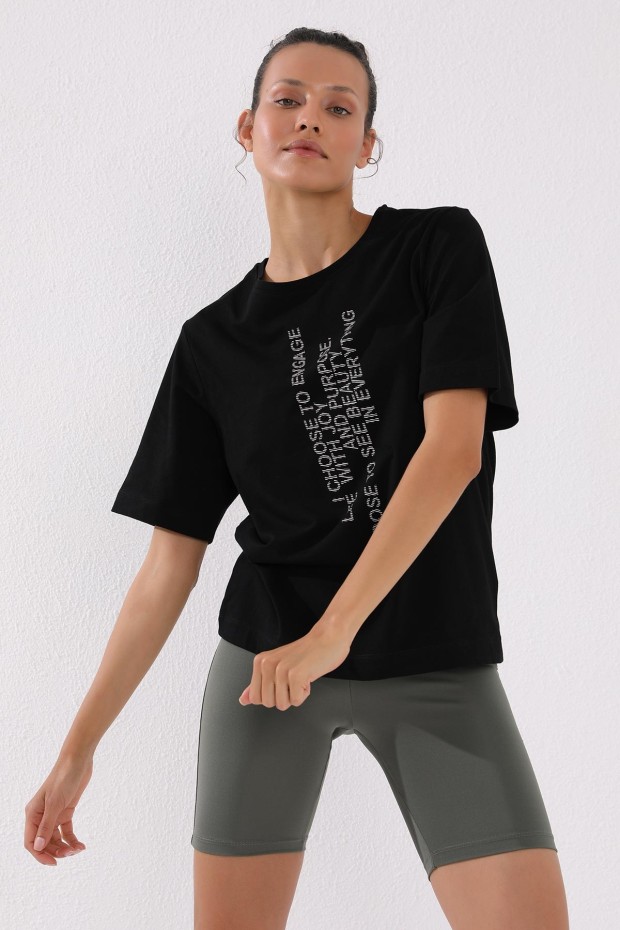 Siyah Pembe Dikey Yazı Baskılı O Yaka Kadın Oversize T-Shirt - 97138