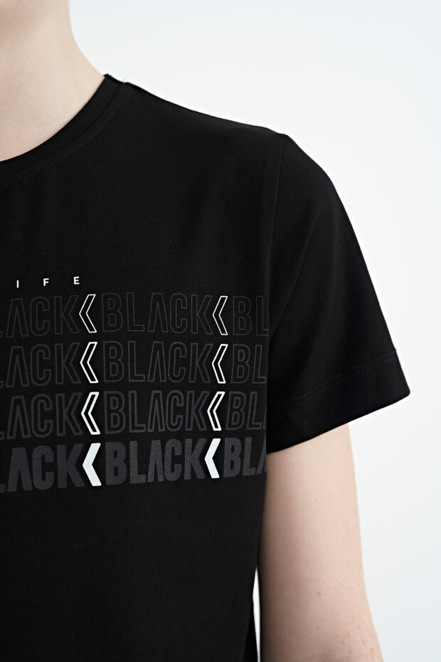 Siyah Yazı Baskılı O Yaka Standart Kalıp Erkek Çocuk T-Shirt - 11149