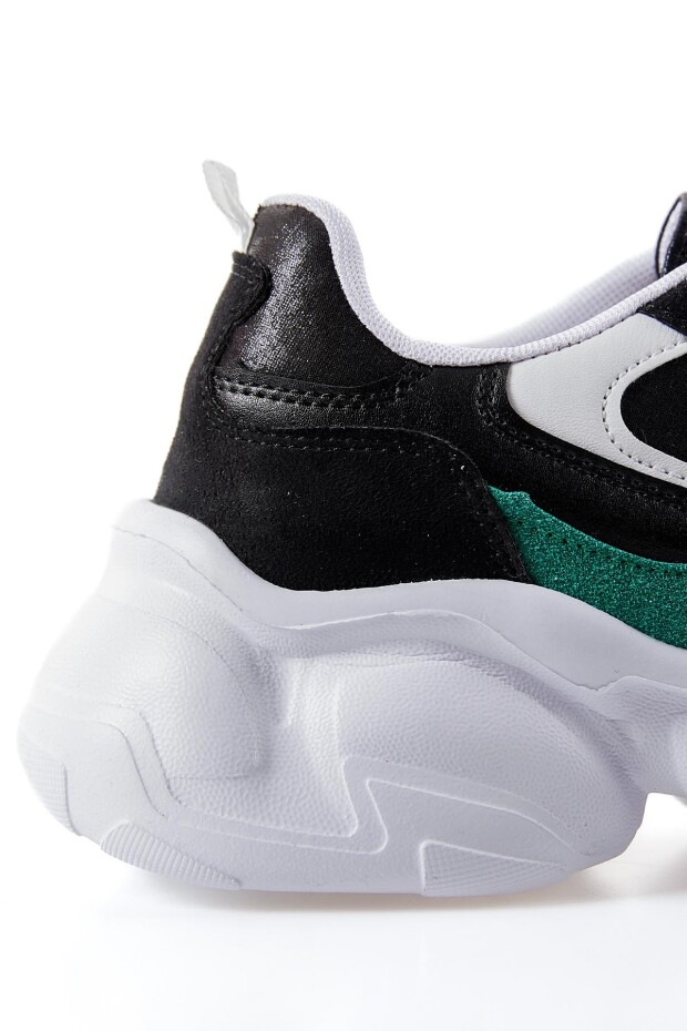 Siyah - Yeşil Yüksek Tabanlı Bağcıklı Renk Geçişli Suni Deri Kadın Spor Ayakkabı - 89206