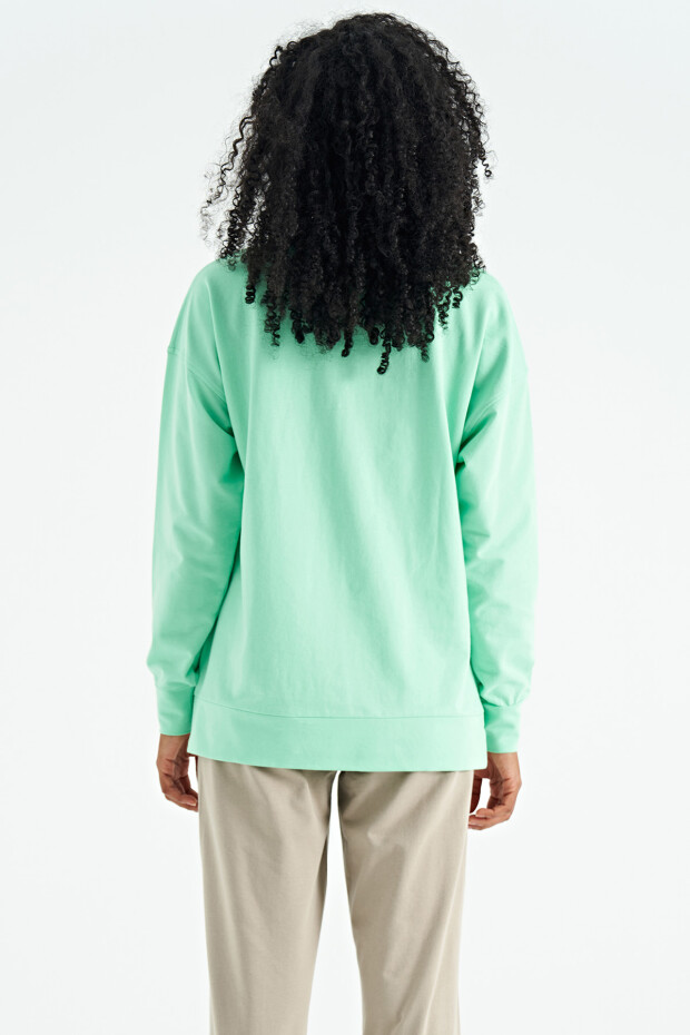 Su Yeşili O Yaka Rahat Kalıp Basic Kadın Sweatshirt - 02106