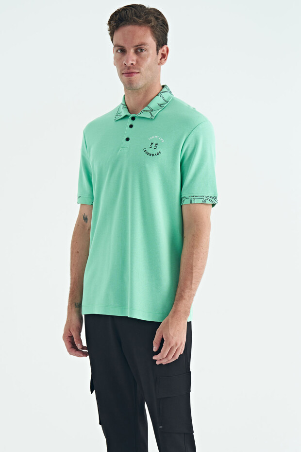 Su Yeşili Yazı Nakışlı Baskı Detaylı Standart Kalıp Polo Yaka Erkek T-Shirt - 88239