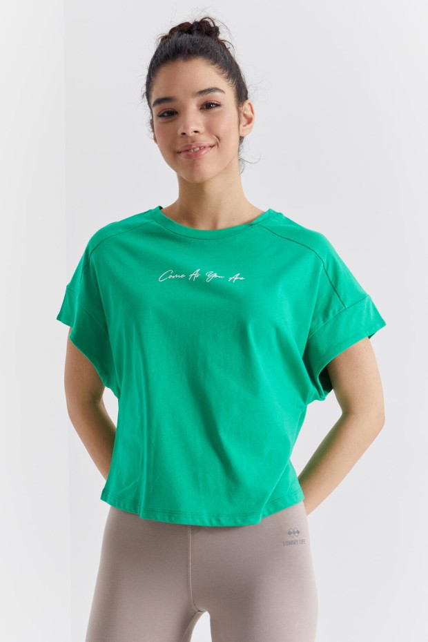 TommyLife - Yeşil Minimal Yazı Baskılı O Yaka Oversize Kadın T-Shirt - 97219
